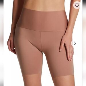 Leonisa Stay in Place Seamless Slip Short in Natural- S